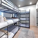 The Duo - 24 Beds & Stunning City Views Book Now