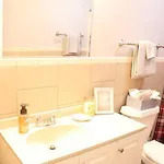 Apartment Log Close To Percy Preist Nashville