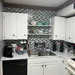 Apartment Log Close To Percy Preist