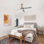 Myrtle One Holiday home *