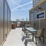 The Painted Muse I Stylish 3Br With Rooftop Hot Tub In East Nashville