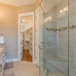 The Painted Muse I Stylish 3br With Rooftop Hot Tub In East Nashville
