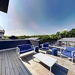 Lyric At Cleveland Park Lyric Manor