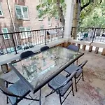 Large Group Downtown Rental - Westend