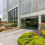 To The Stars On Music Row With Pool And Free Parking * Nashville