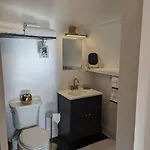 Modern Close To Downtown