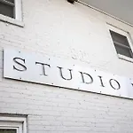 Walk To 12 South, 7 Min To Downtown, Free Parking!