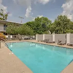 Berry Hill Urban Oasis - By 12 South & Vanderbilt *
