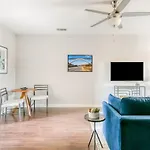 Two Cozysuites Spacious Music Row * Nashville