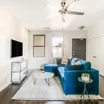 Two Cozysuites Spacious Music Row