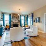 Holiday home Historic East Nash Sleeps 6 *