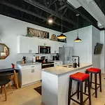 New Studio With 2 Beds 7 Mins To Broadway