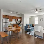 Two Cozysuites Spacious Music Row Apartment