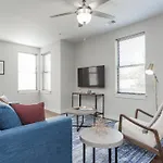Two Cozysuites Spacious Music Row Nashville