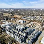 New Pink Howdy Oasis 13 Beds Rooftop View Parking