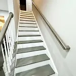 Holiday home Hidden Gem 10 Min From Downtown