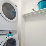 Contemporary City Living In *