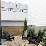 The Waylon - Newly Redesigned, Rooftop With Sauna Holiday home *