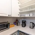 Luxury 2Br Suite King Beds With Optional Parking Near Vanderbilt & Broadway