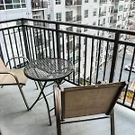 New In Nashville, Pool Gym Rooftop & Laundry 5 Min From Broadway Apartment