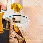 Dolly's Art Deco - Luxe Near Broadway *