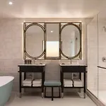 Hyatt Centric Downtown 4*