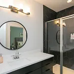 Luxury Townhome Skyline Views Mins To Dt Nashville
