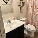 Cozy Nest: Where Blossoms Villa Nashville