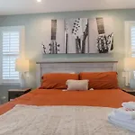 New Amazing 4Br Suite* Hot Tub *2 Mi To Music City