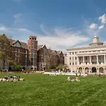 Walk To Hillsboro Village, Close To Vanderbilt, 3 Miles To Downtown