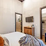 Union St Lofts - Salon - Day Apartment *