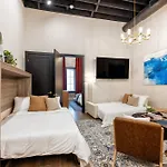Apartment Union St Lofts - Salon - Day *