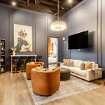 Union St Lofts - Salon - Day *