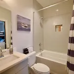 Luxury Townhome Skyline Views Mins To Dt Holiday home Nashville