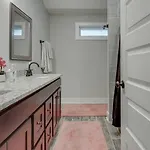 New Spacious 2 Miles From Downtown Nashville