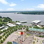 The Lakeside Landing