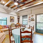 Little House Nashville - Guest House