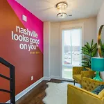 2 5 Miles To Dwntn 3 King Beds - Garage Parking