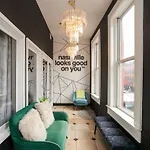 Apartment Grand Loft On Thee Broadway Strip *