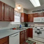 Lovely 2 Bdr With Balcony 2m To Broadway Nashville