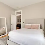 Walkable East Nash 3br With Big Yard Near Local Eats Holiday home Nashville