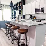 The Swift House - Music In East Nash