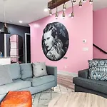Holiday home The Swift House - Music In East Nash *