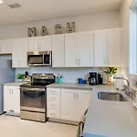 New Design-2 Miles To Broadway