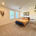 Closetobroadwayairportoprymillsgameroom16