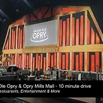 3br Game Sleeps 10 Near Opry & Broadway Nashville