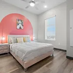 2Br, Sleeps 6, Free Parking, 8 Min To Broadway