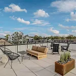 Rooftop Views Stylish Decor Nash Downtown Access Nashville