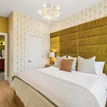Rooftop Views Stylish Decor Nash Downtown Access Apartment *