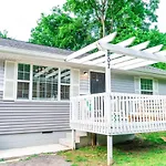 Eccentric East Nash Unique Design *